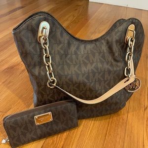 Michael Kors Hangbag & Wallet